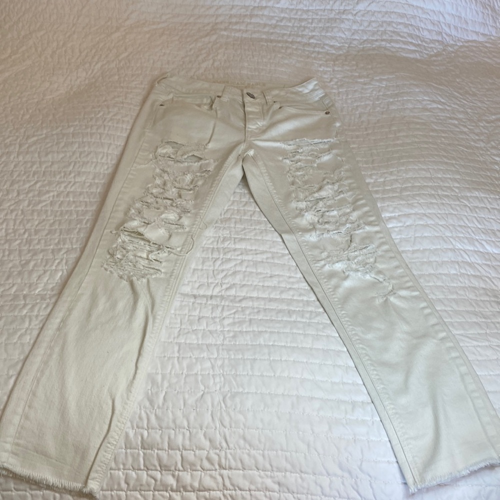 American Eagle Tomgirl Destroyed Stretch Button Fly Jeans
